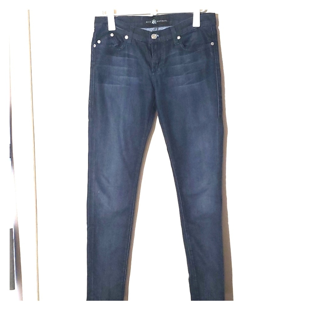 Rock & Republic ankle zip jeans